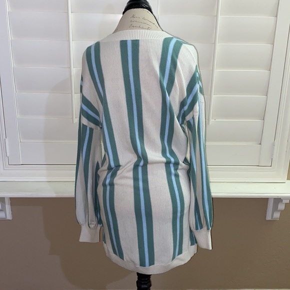 Wild Fable striped tunic sweater. - Picture 2 of 4